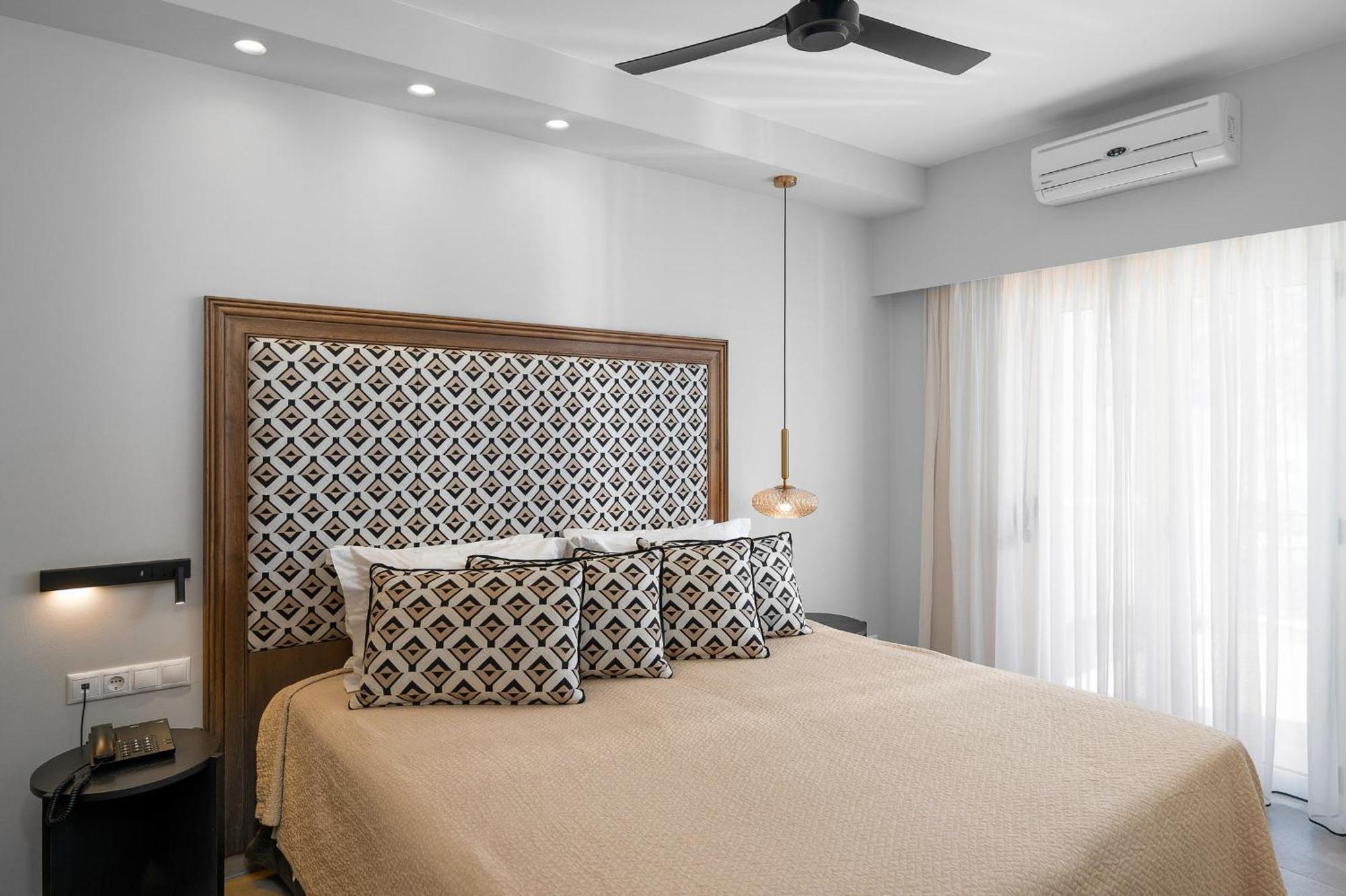 Glaros Hotel Apartment Agia Galini  Bagian luar foto