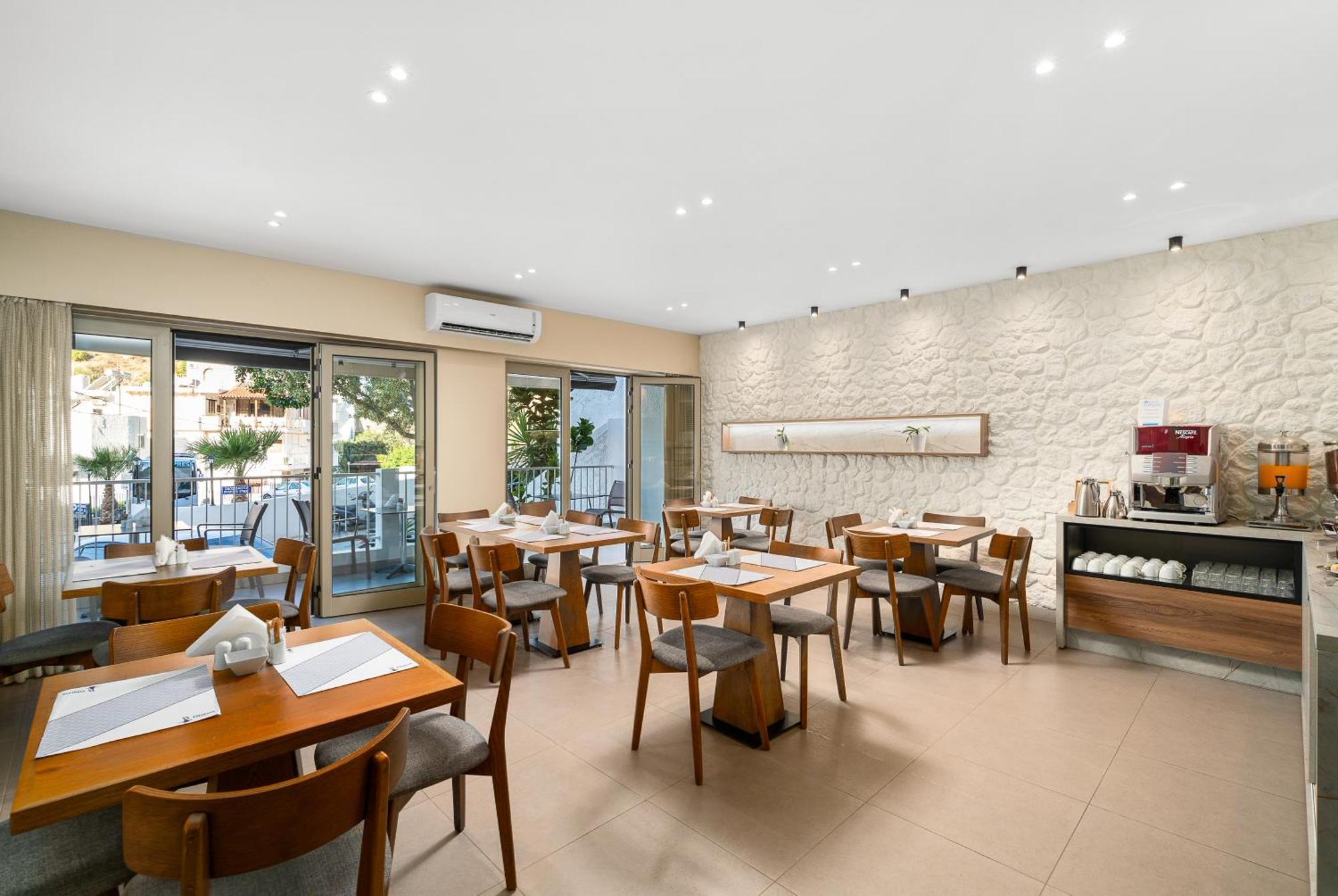 Glaros Hotel Apartment Agia Galini  Bagian luar foto